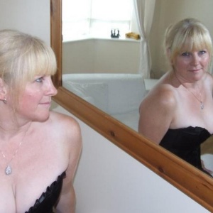 Profielafbeelding Doorsneevrouw